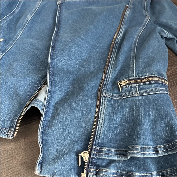 WHITE HOUSE BLACK MARKET Everyday Soft Denim Peplum Moto Jacket SZ 14.NWOT $245 - Picture 9 of 11